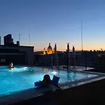 Lägenhetshotell Chill 'n' Joy Boutique 4*